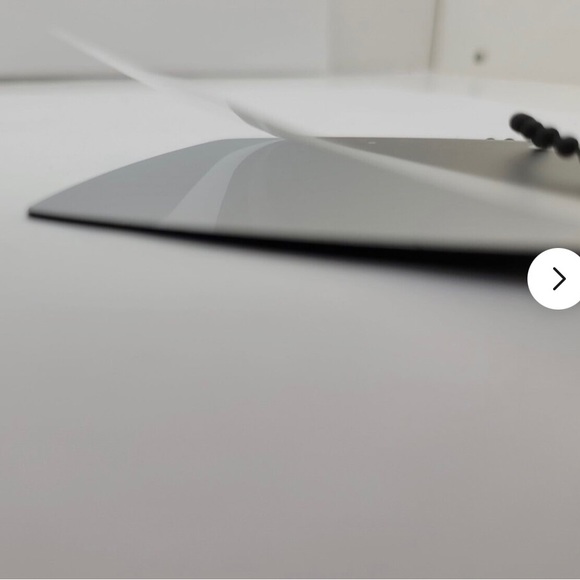 CHANEL ROUGE ALLURE MINI MIRROR 1.6inch×1.6inch NEW WITH BOX RARE - Picture 3 of 5